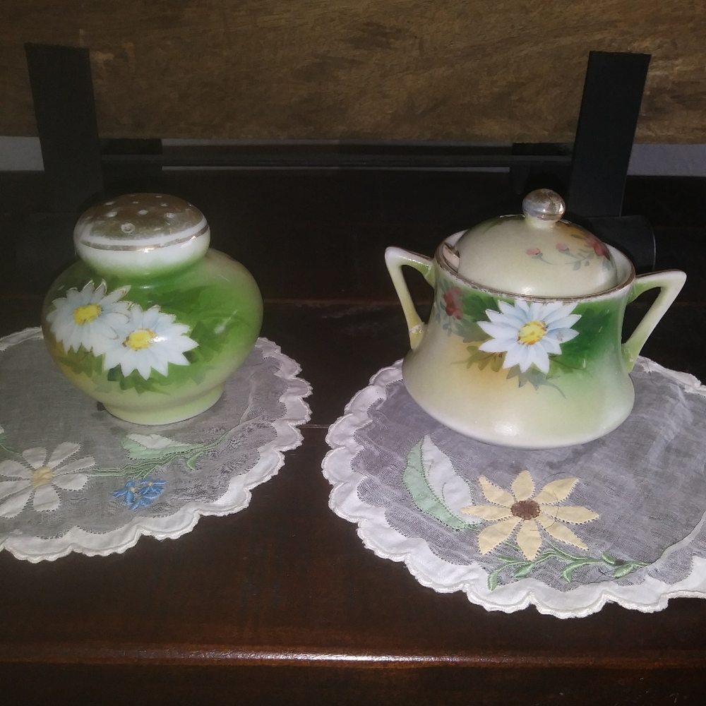 Nippon salt cellar and pepper shaker